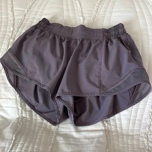 Hotty hot low rise lined short 2.5